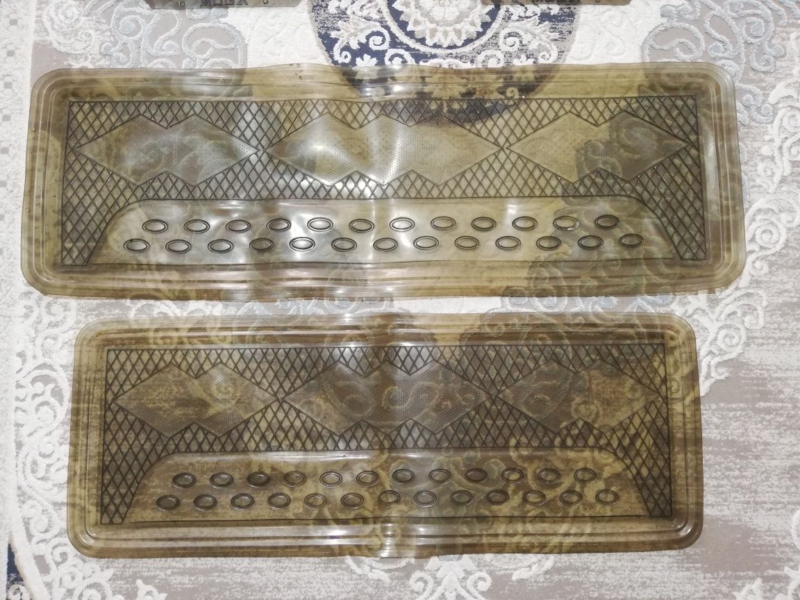 Полики универсальные для минивэн машин
