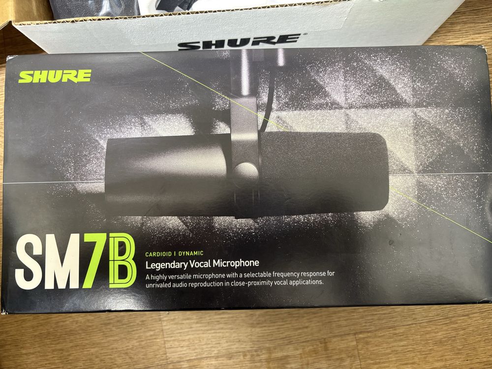Мирофон Shure SM7B ( гШымкент Республики 40/34)Лот:606/533