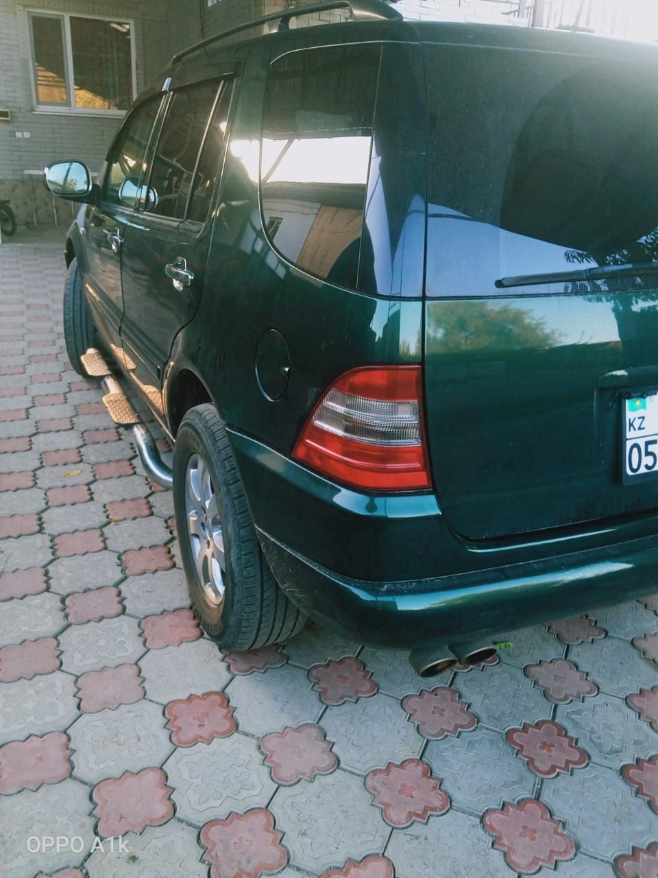 Мерседес мл 3.2  2001