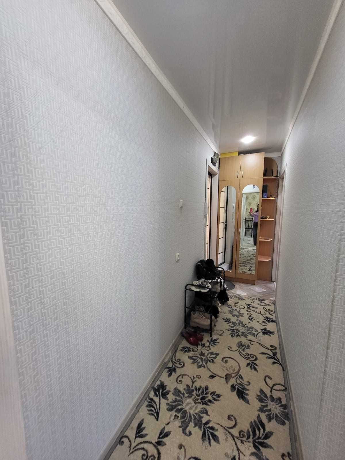 Продам 2 комн. квартиру в Уральске