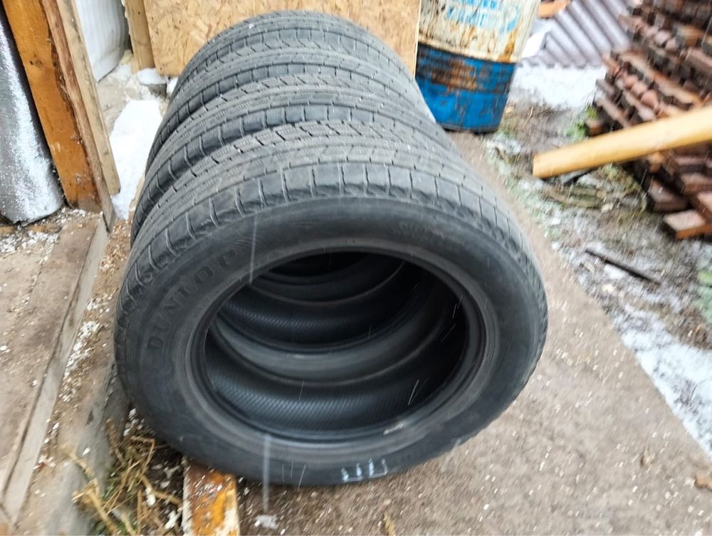 Шины б/у зимние Dunlop