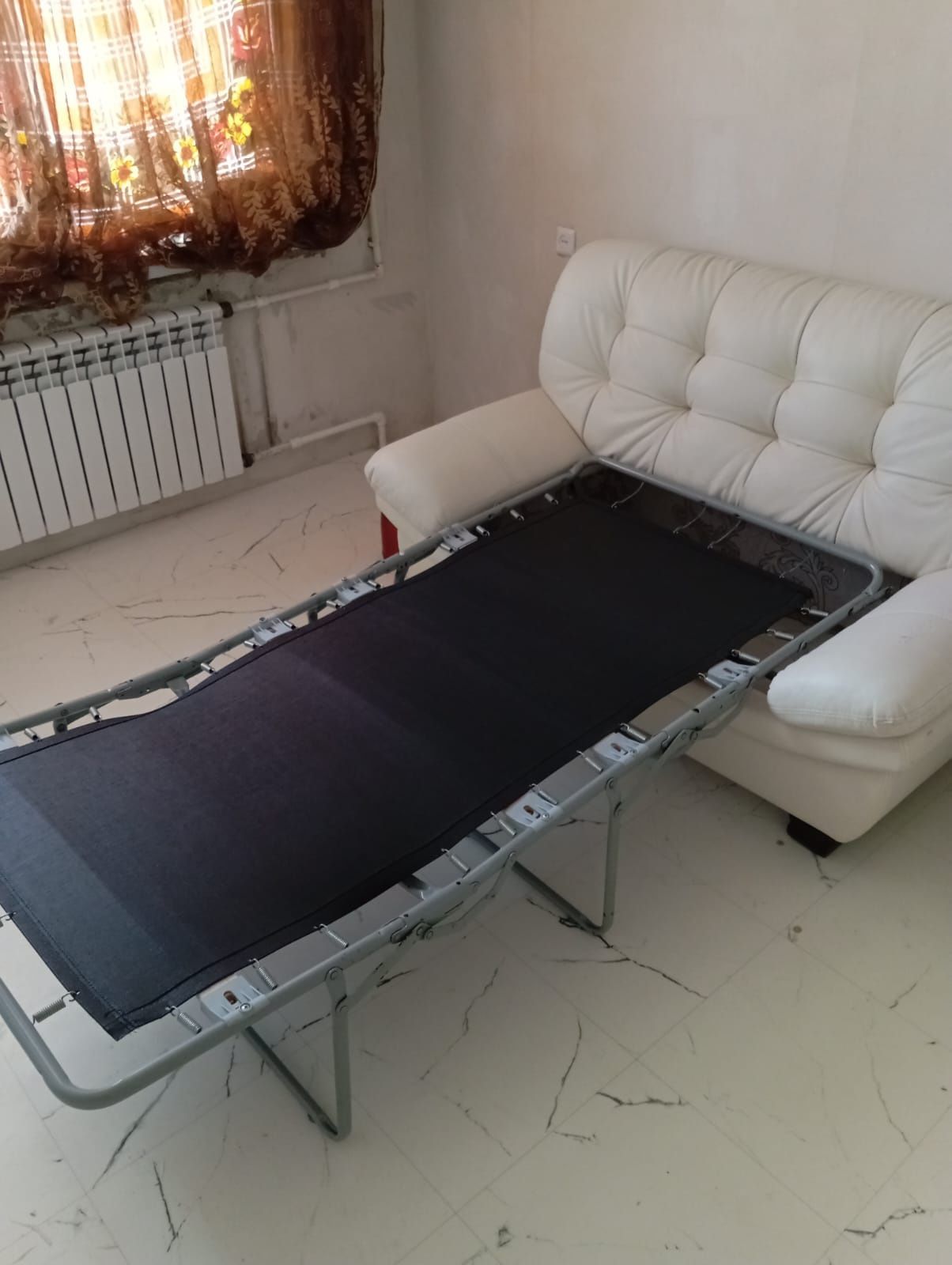 Продам мягкий диван с креслом