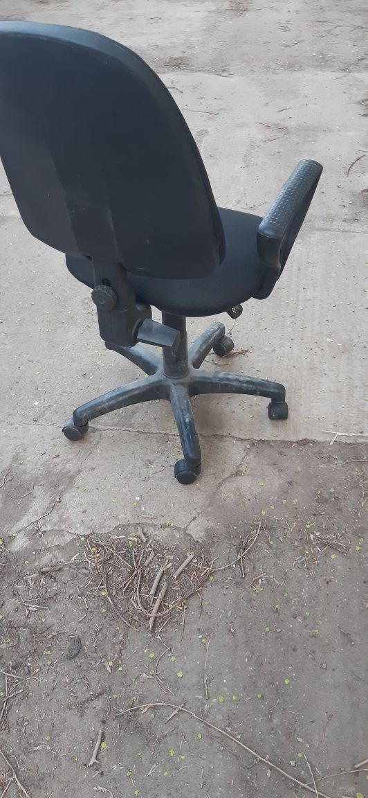 Продам стул кресло