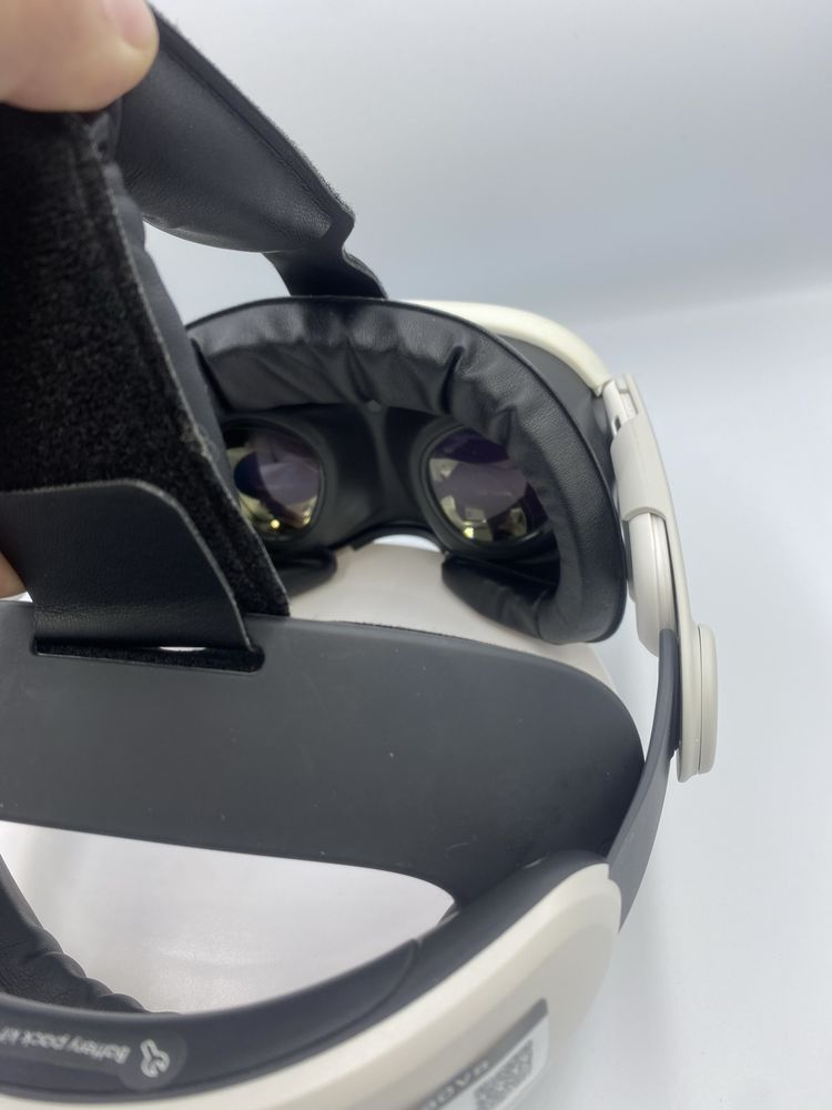 Продам VR очки Meta Quest 3 512gb