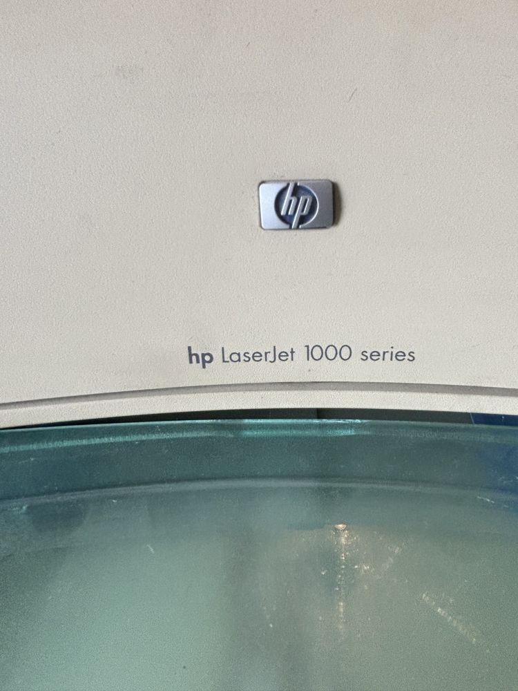 Принтер HP Lazerjet 1000