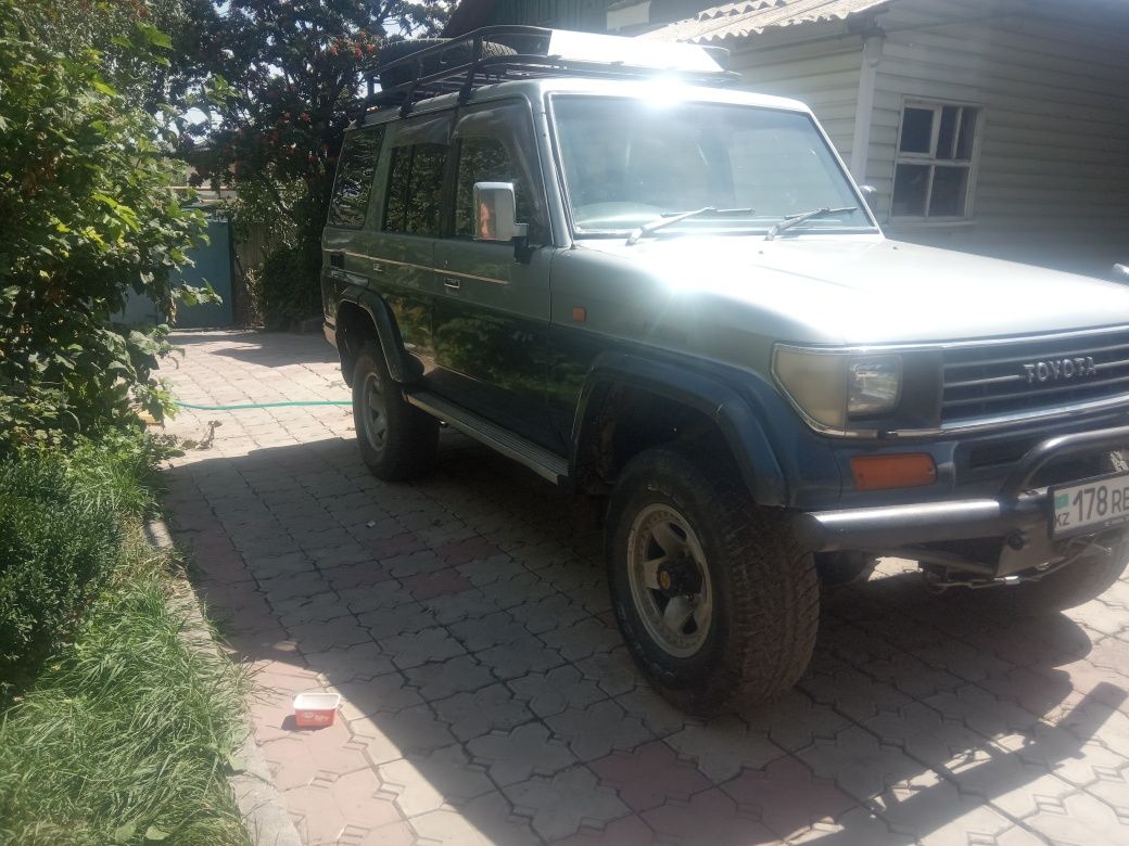 Л К ПРАДО 78 внедорожник 1994г