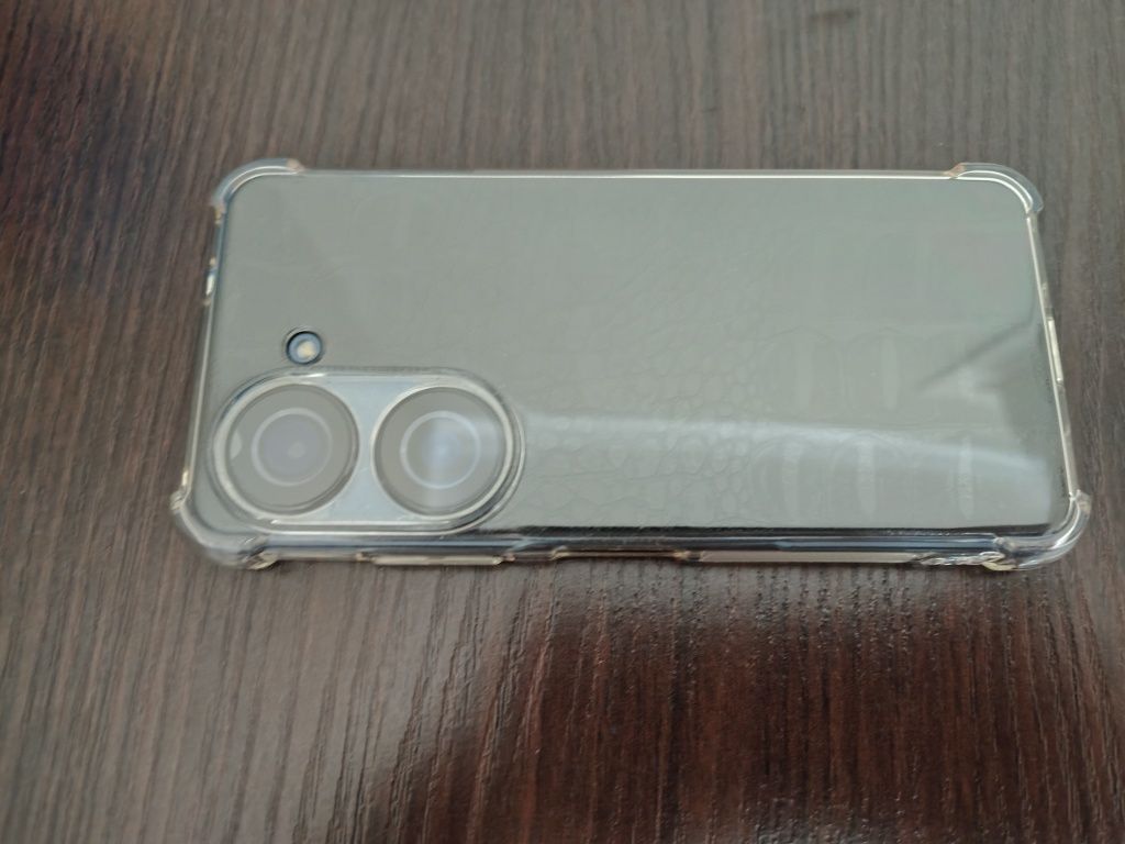 Продам Asus Zenfone 10