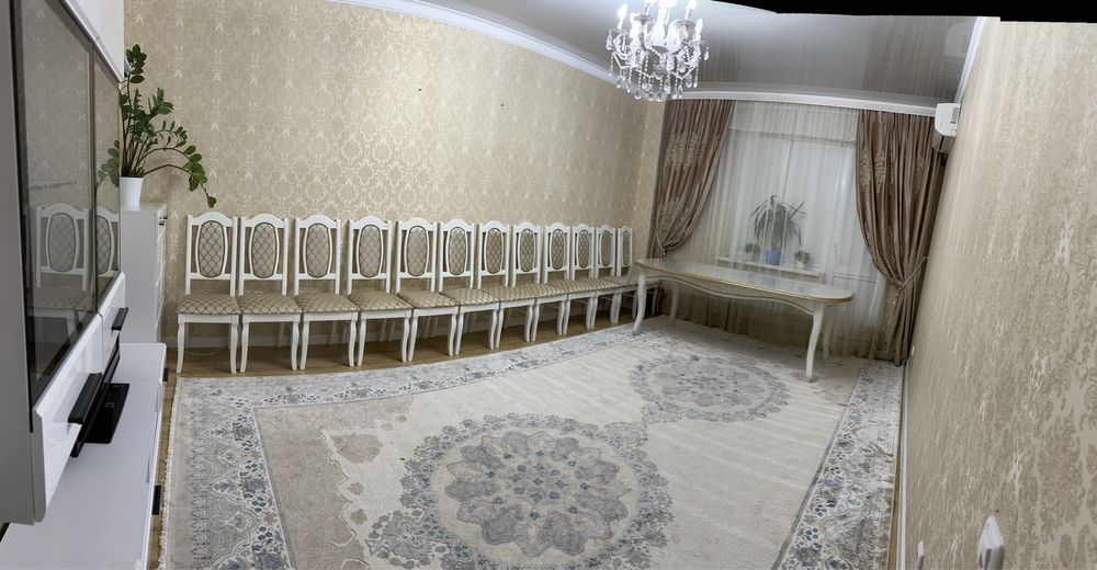 Стулья для гостей можно отдельно