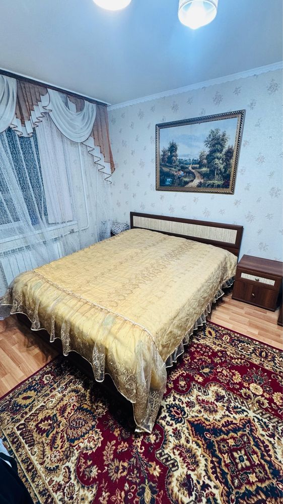 Продам двухспальную кровать
