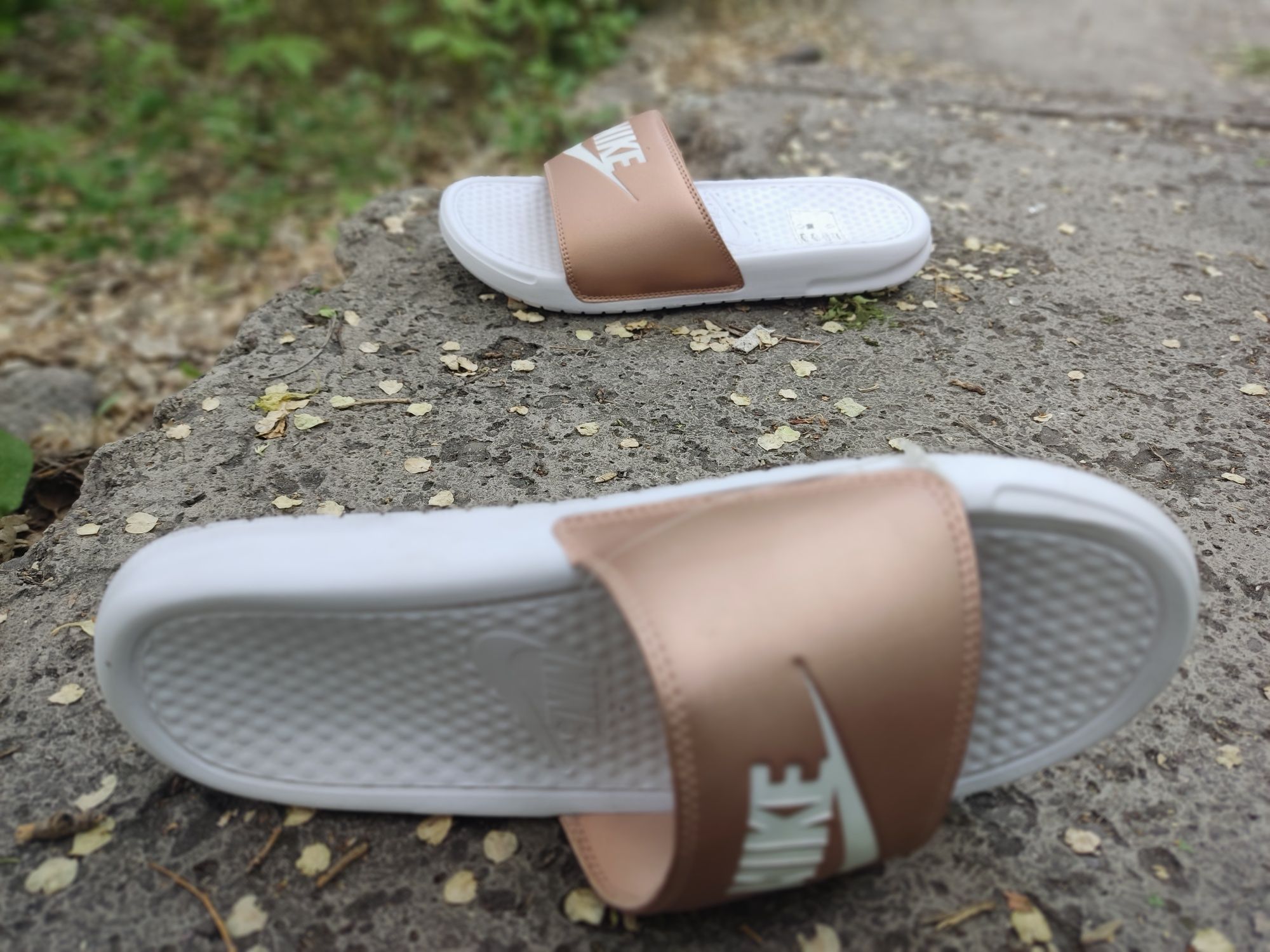 Nike. 40 - 40,5 р., 26 см. Сланцы / тапки / шлепанцы.