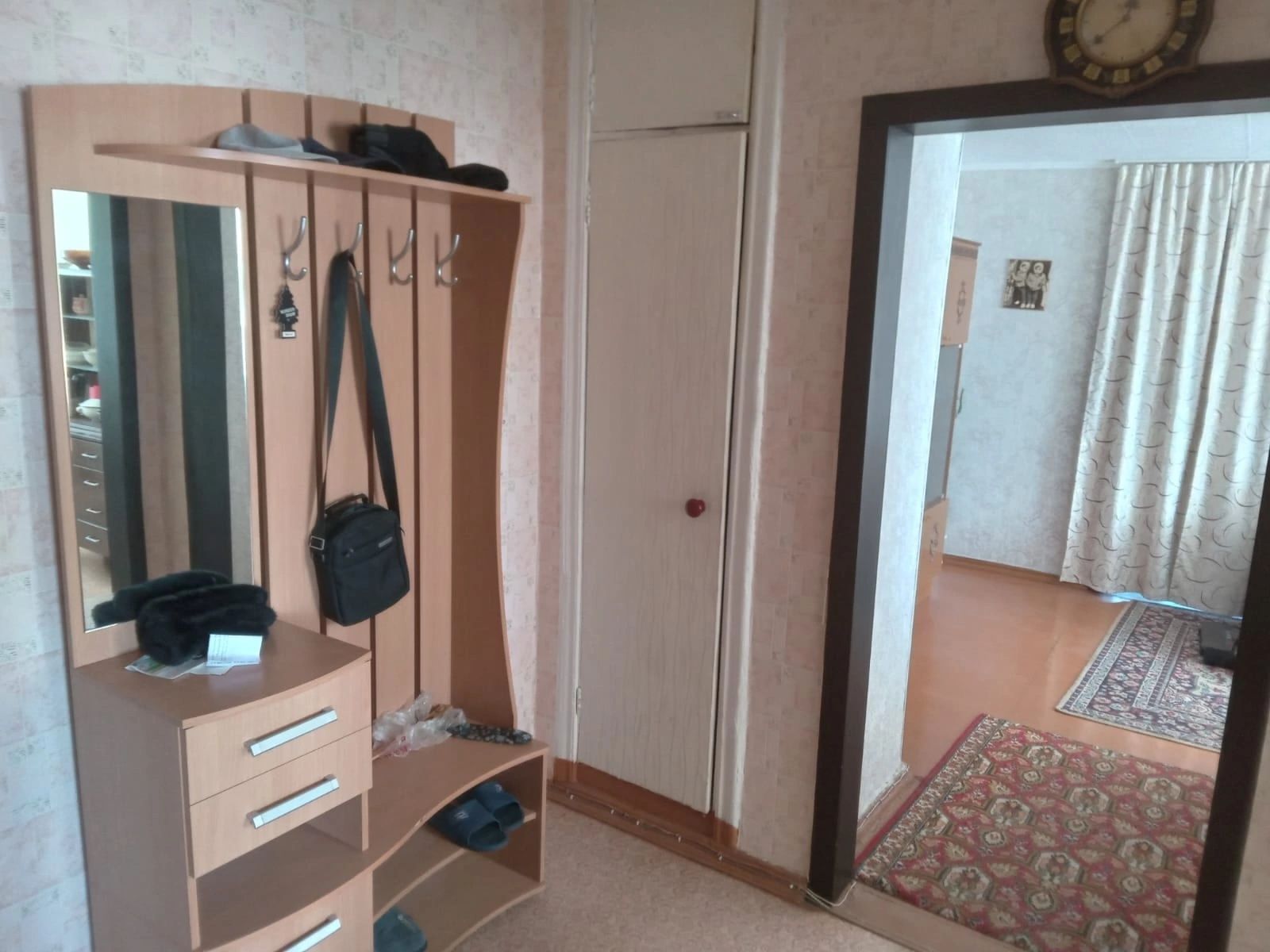 Срочно продам 4-х комнатную квартиру
