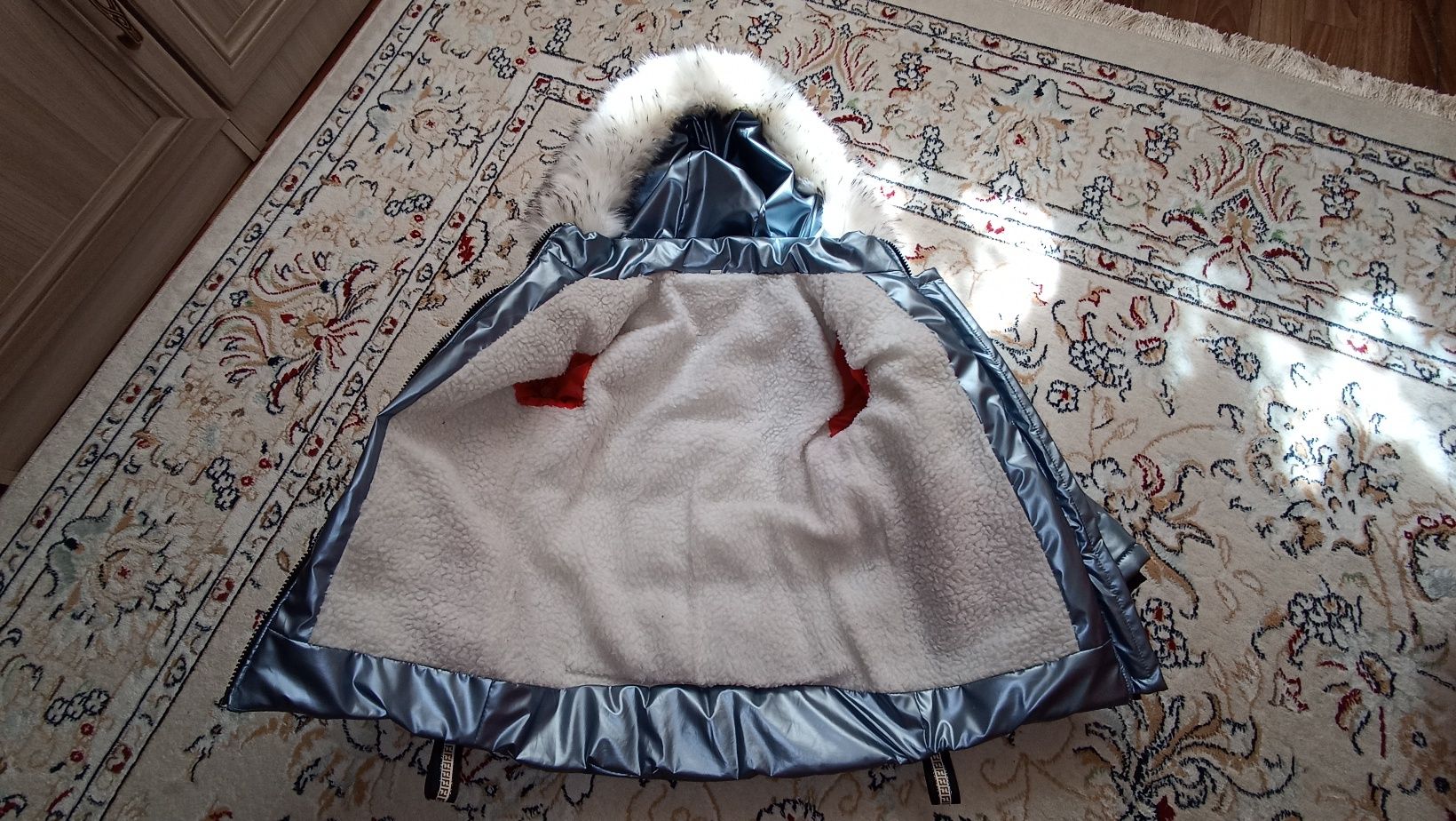Детская зимняя куртка.