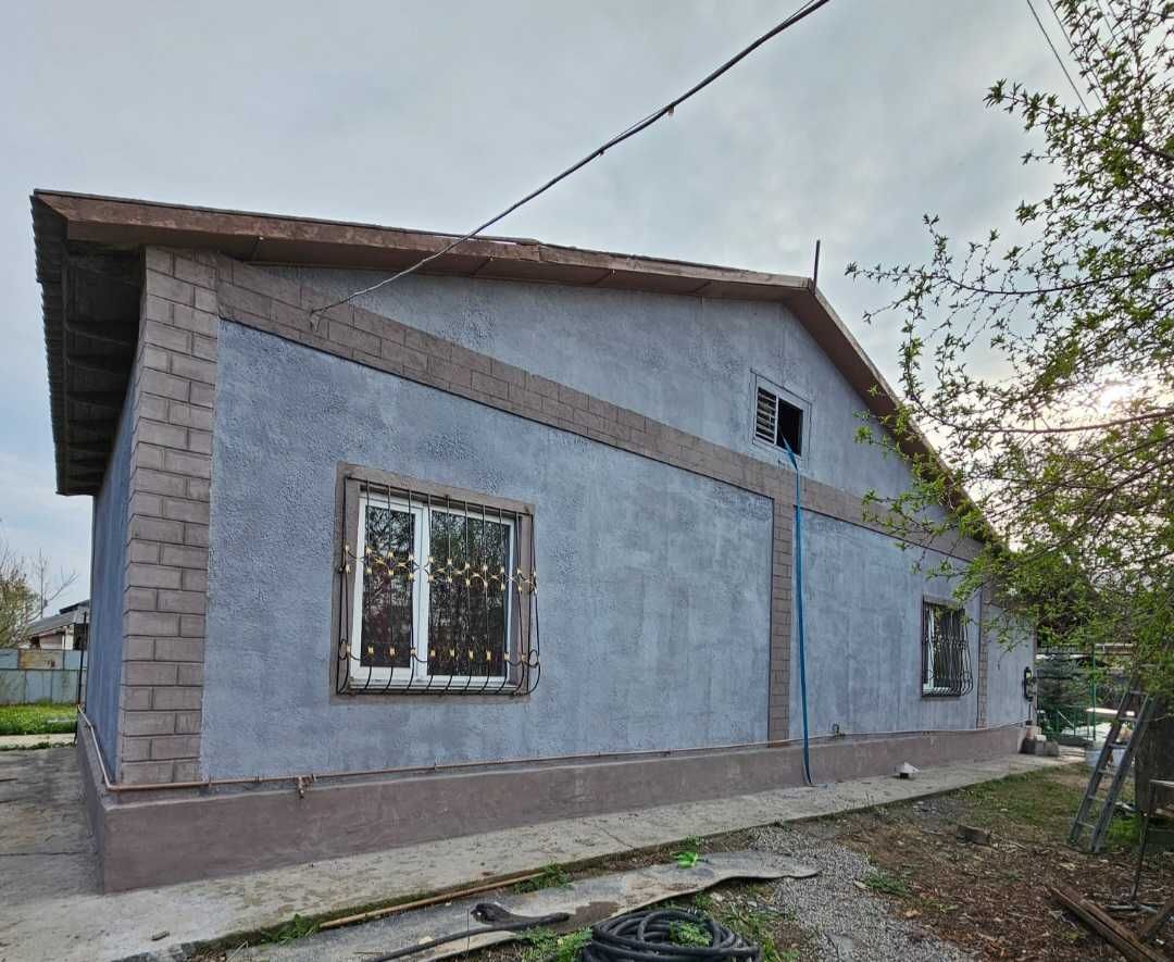 Продам 5-комн. дом 78,8 кв.метров. 15 соток.