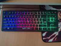 Продам  клавиатуру DARK LORD есть торг