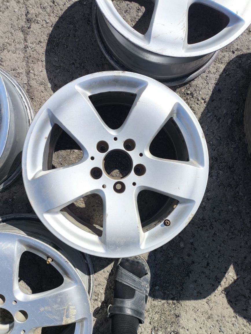 Продам диски R16