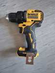 Аккумуляторный шуруповерт Dewalt DCD708N