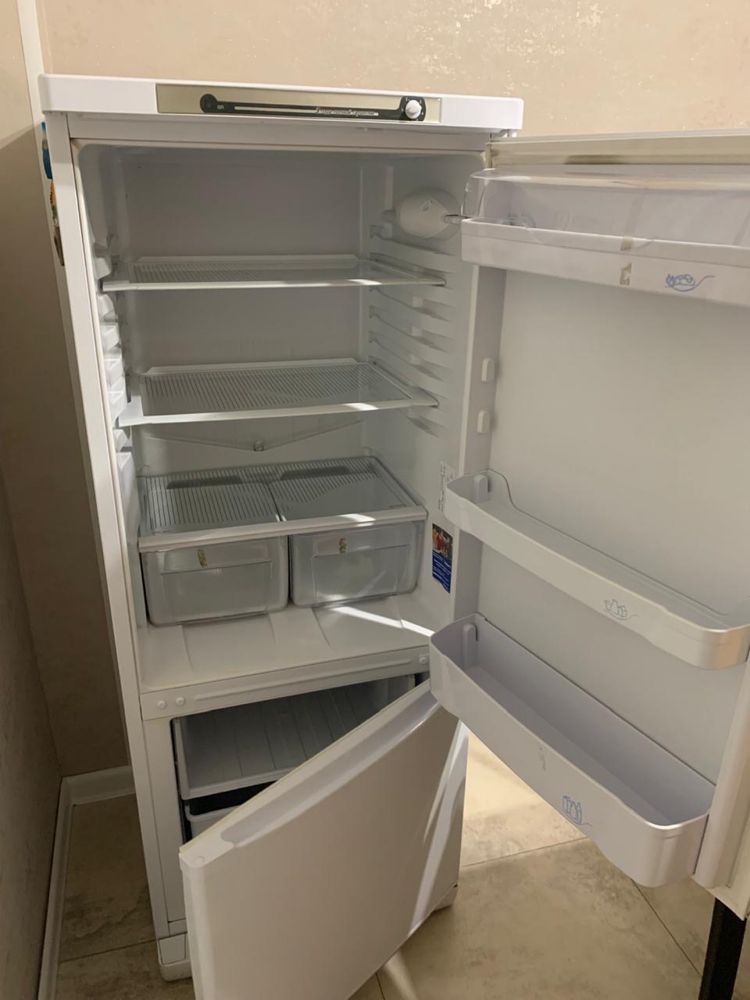 Холодильник Indesit