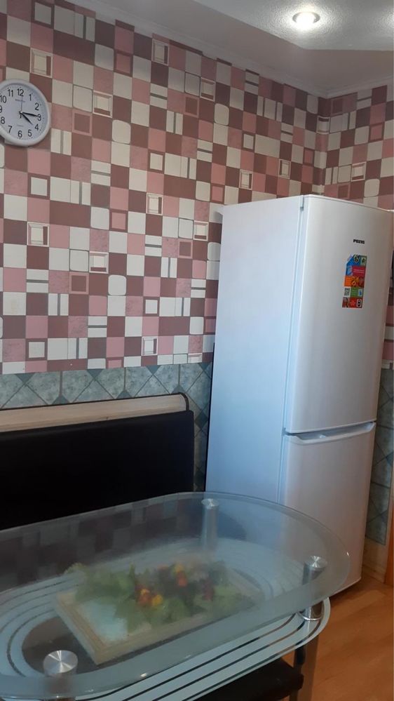 Продается 2-х комнатная квартира, в 8 мик-не.
