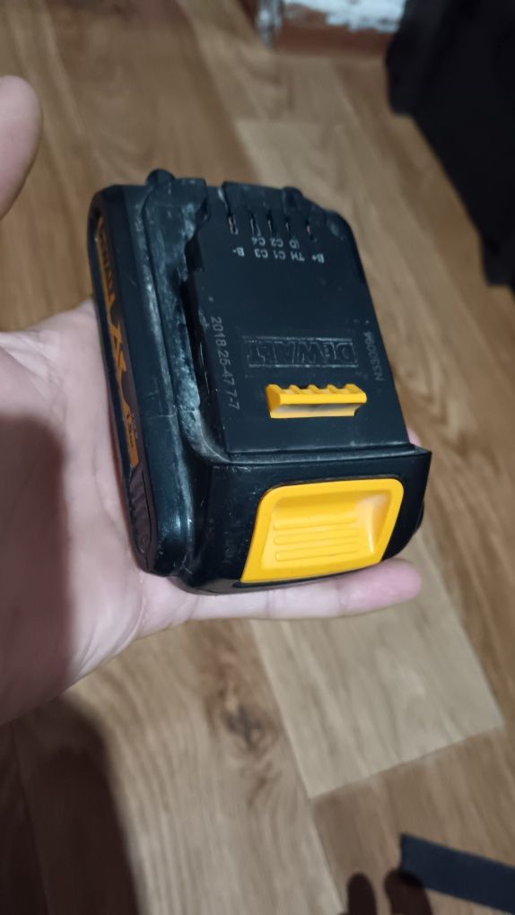 Корпус аккумулятора 18в dewalt