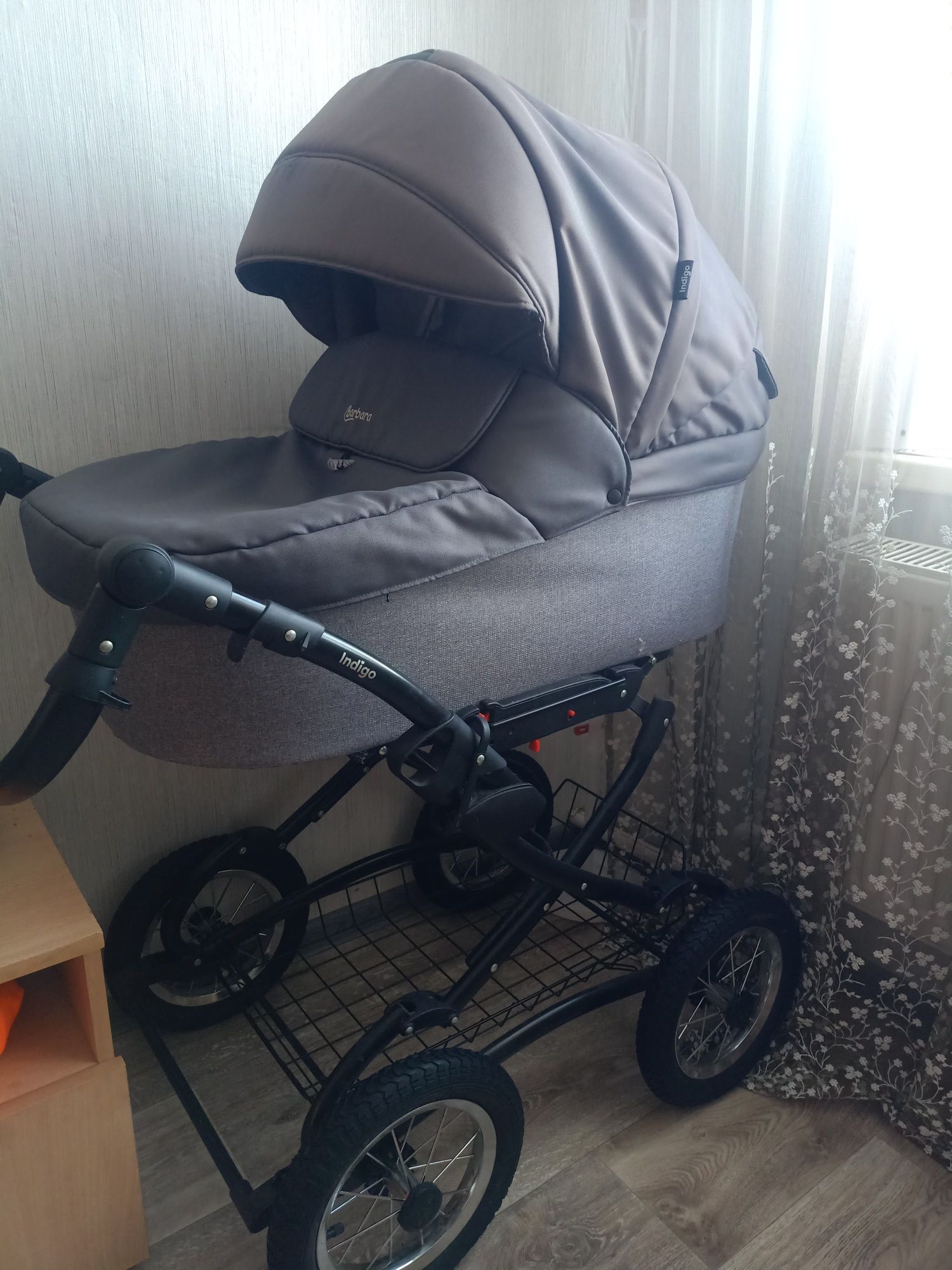 Продам коляску фирма индиго
