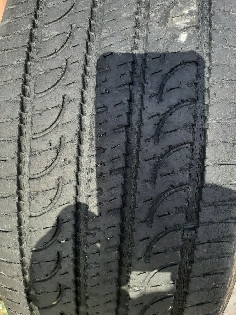 Продам шину. 235/55/19 якогама