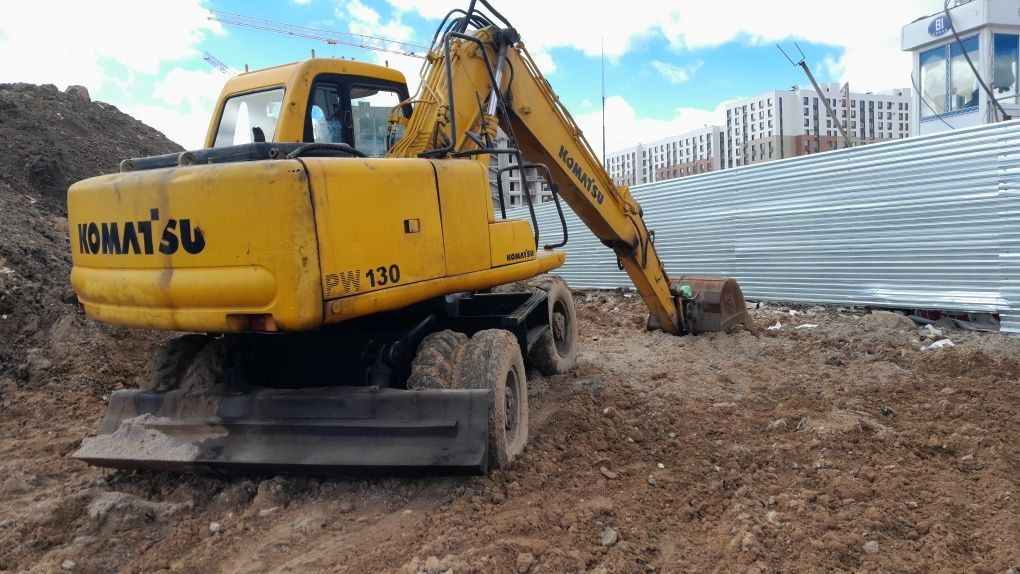 Продам экскаватор СРОЧНО Komatsu PC130