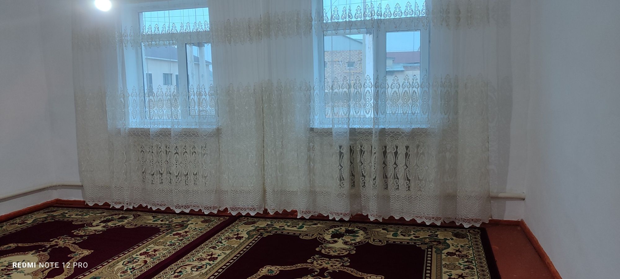 Тасбугетте 5 бөлмелі үй сатылады