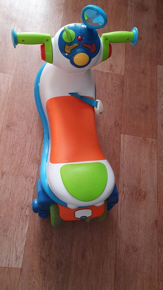 Толокар мотоцикл беговел машина велосипед chicco