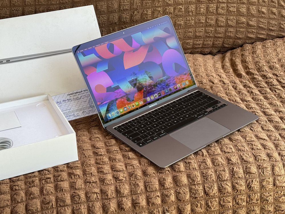 Apple MacBook Air 13 M1 Chip 2022 EAC!цикл 81/SSD256GB/OZU8GB идеал