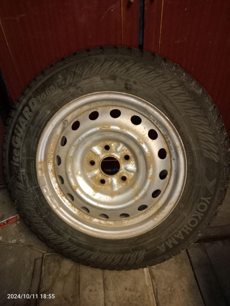 Продам зимние шины 215/65 r17 на Лифан Х60