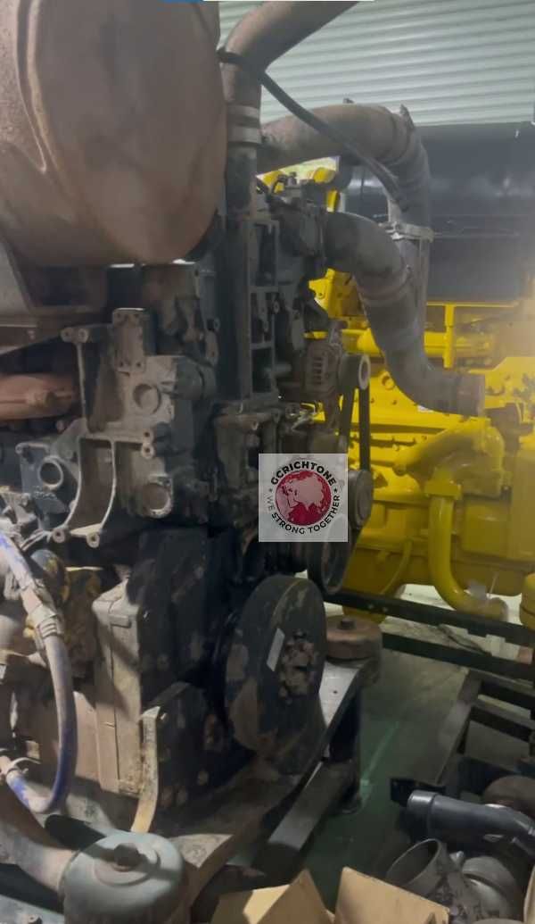 Дизельный двигатель ДВС Komatsu SAA6D170E-5