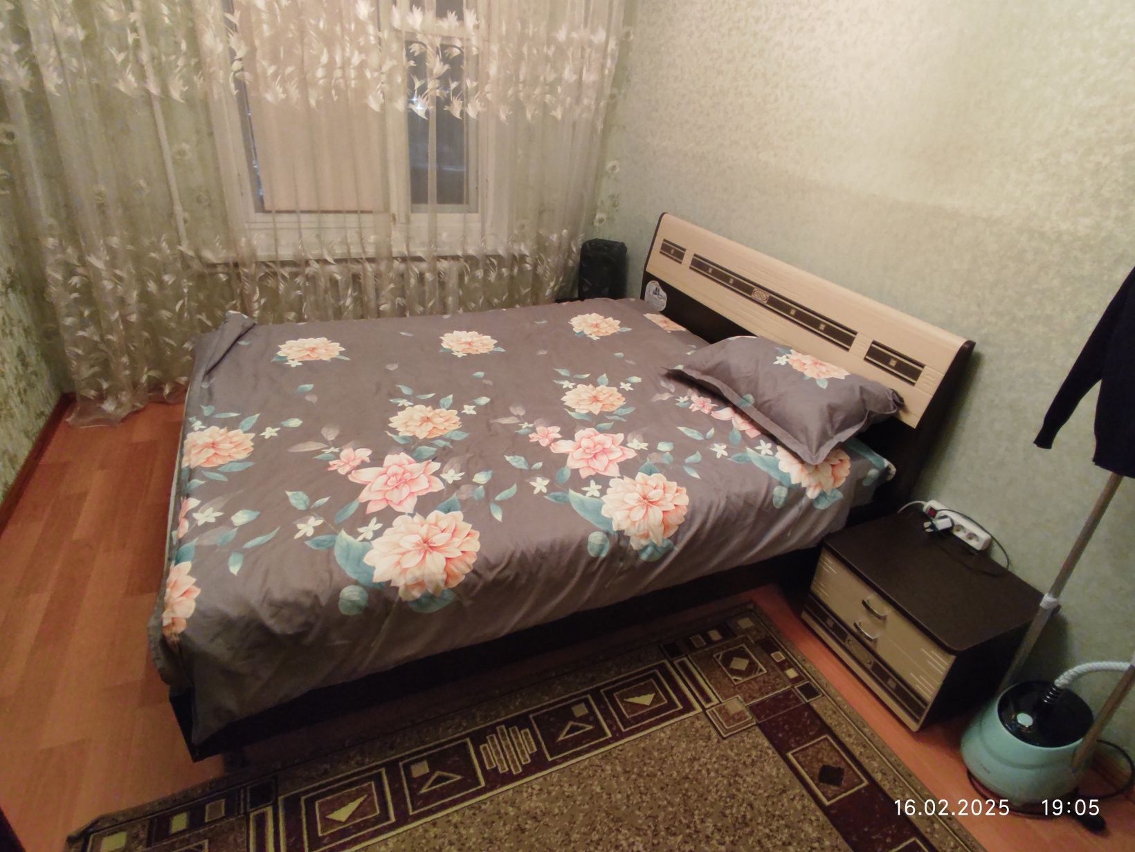 Спальный гарнитур
