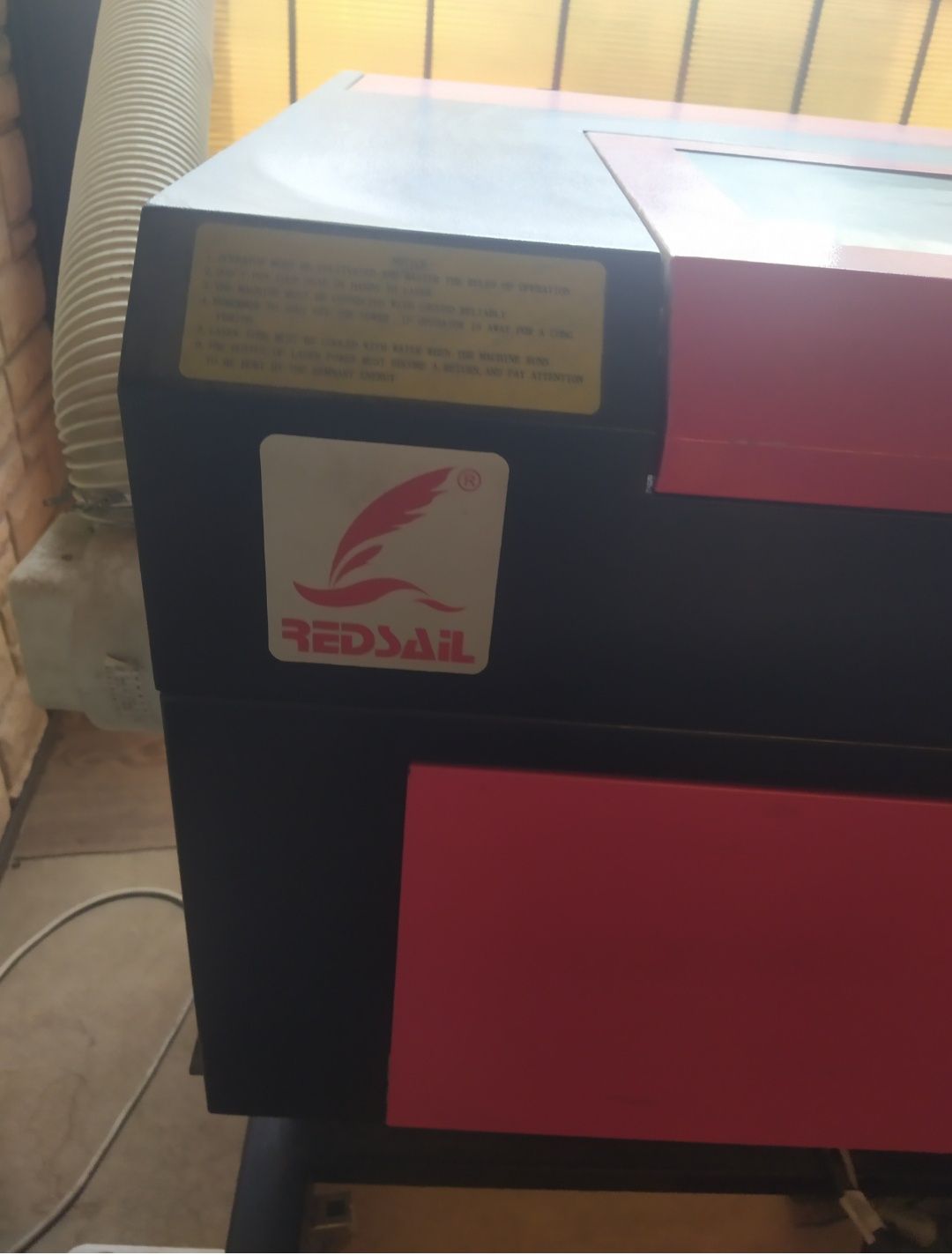 Лазерный станок Redsail, б/у