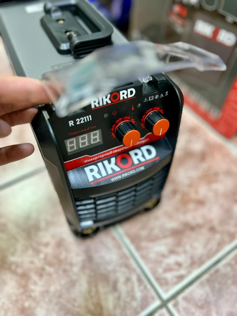 Инверторный сварочный аппарат RIKORD