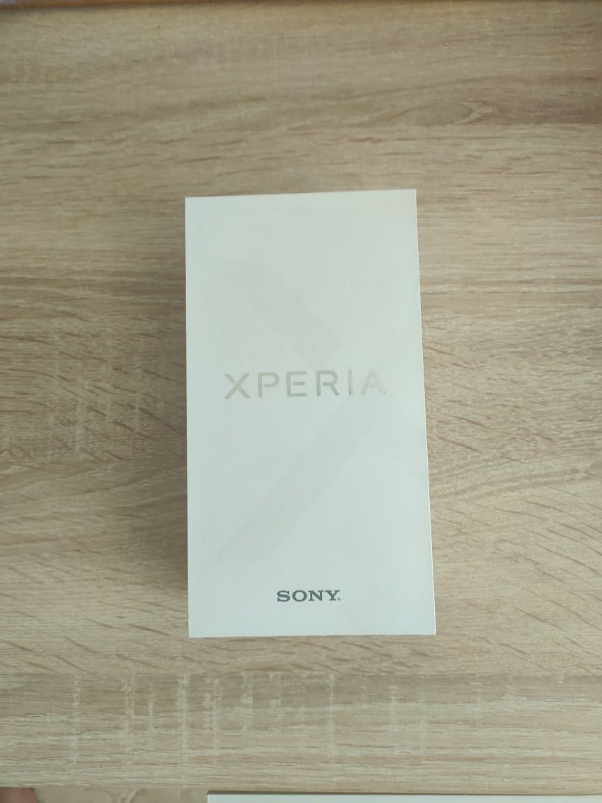 Смартфон Sony Xperia XZ1