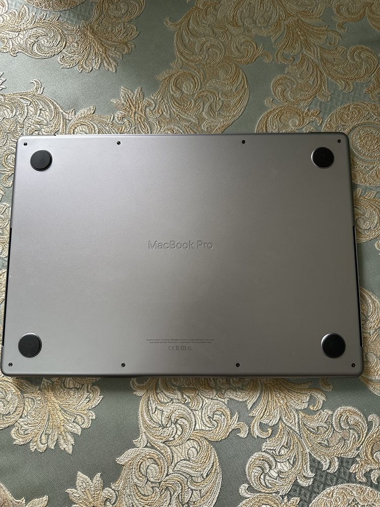 Macbook Pro 14 M1 Pro, в отличном состоянии!