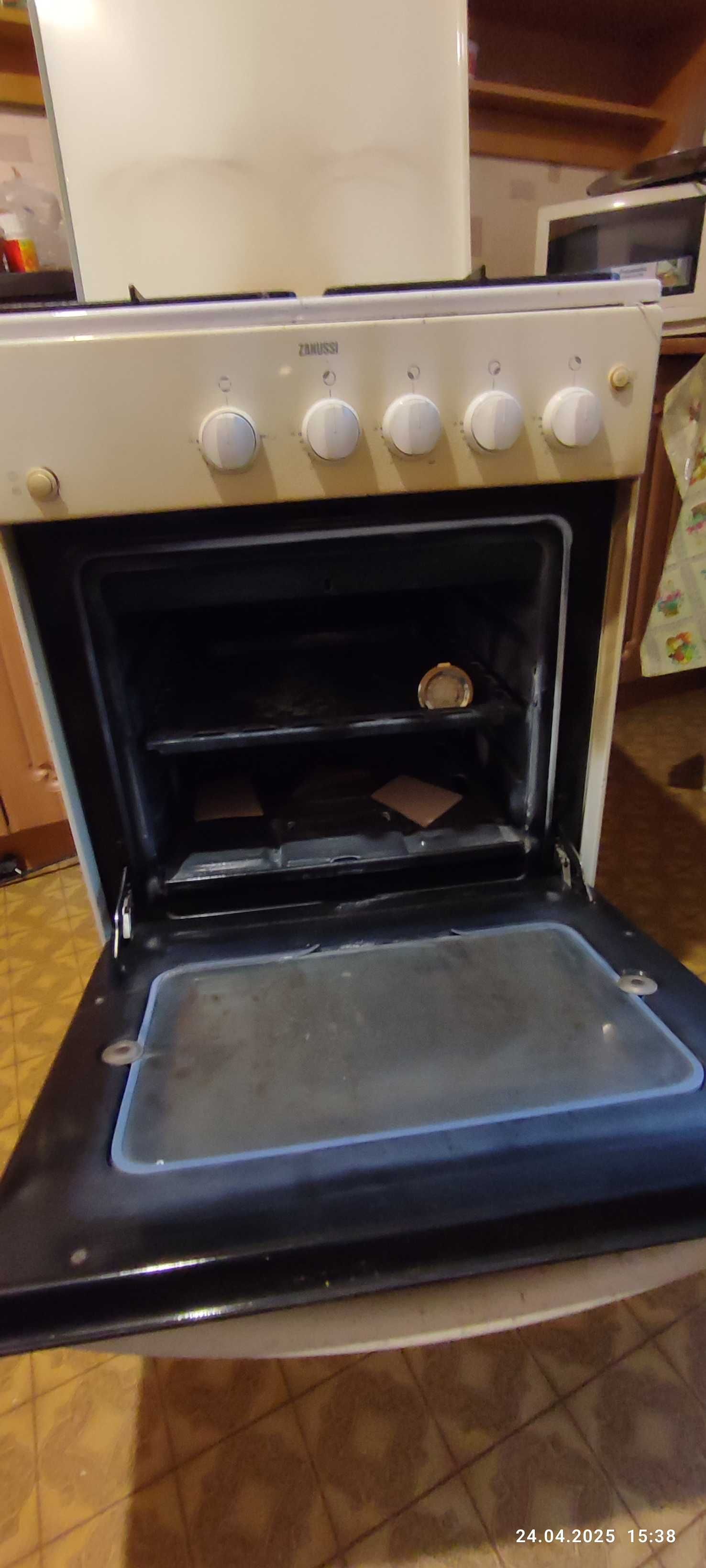 Срочно продам газовую плиту ZANUSSI