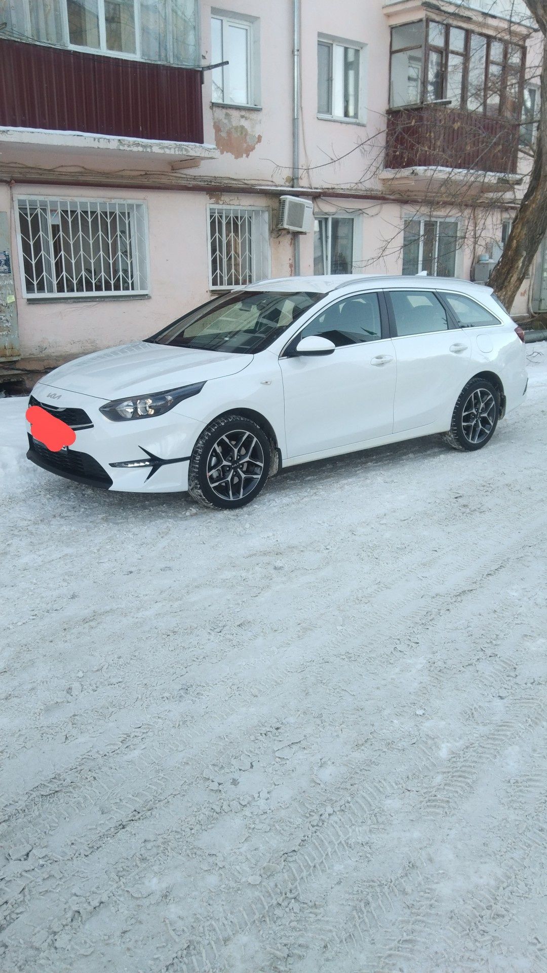 машину KIA CEED универсал
