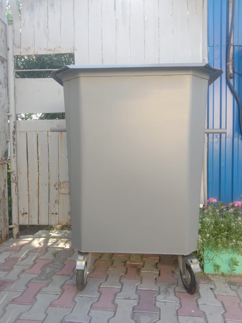 Продаётся мусорные баки