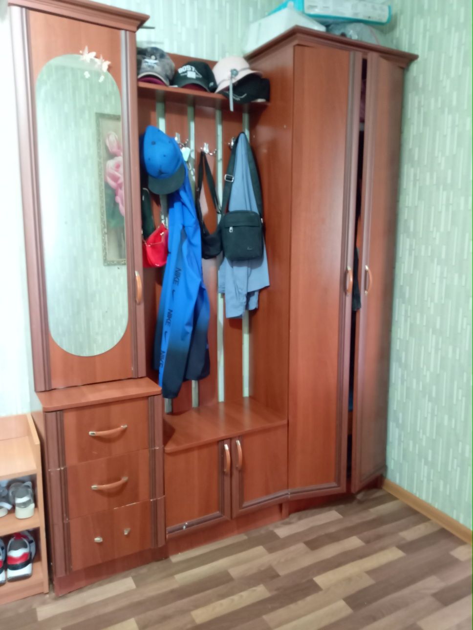 Продам прихожка в