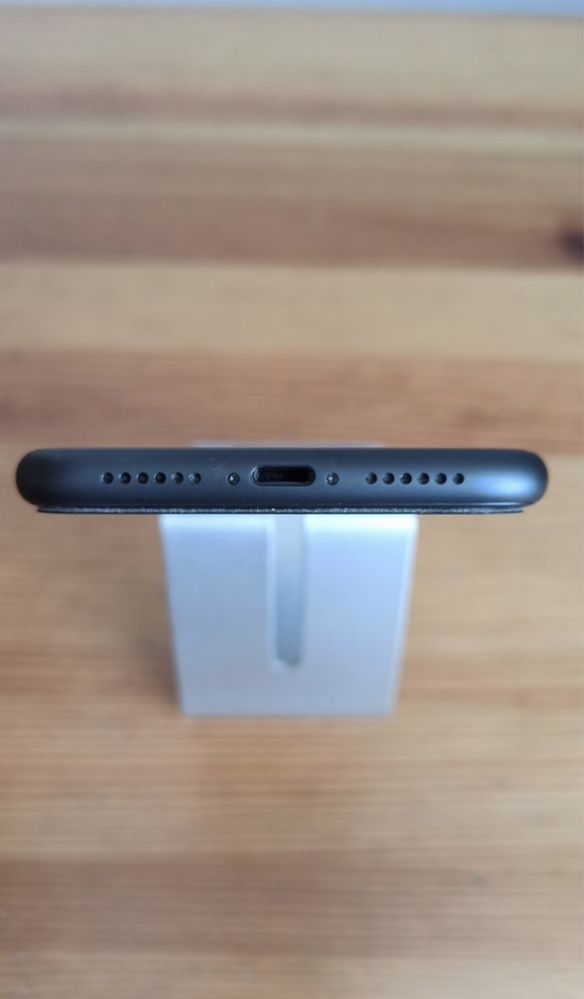 Apple IPhone 11 black