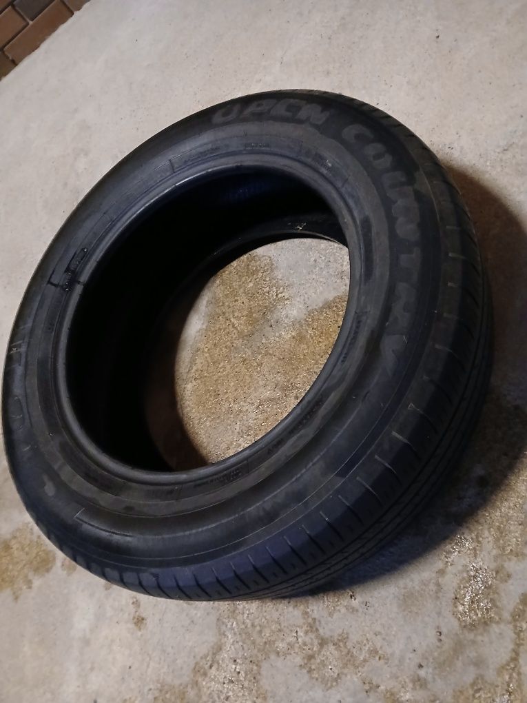 Продаю шину б/у 235/65 R18 106V для запаски,докатки