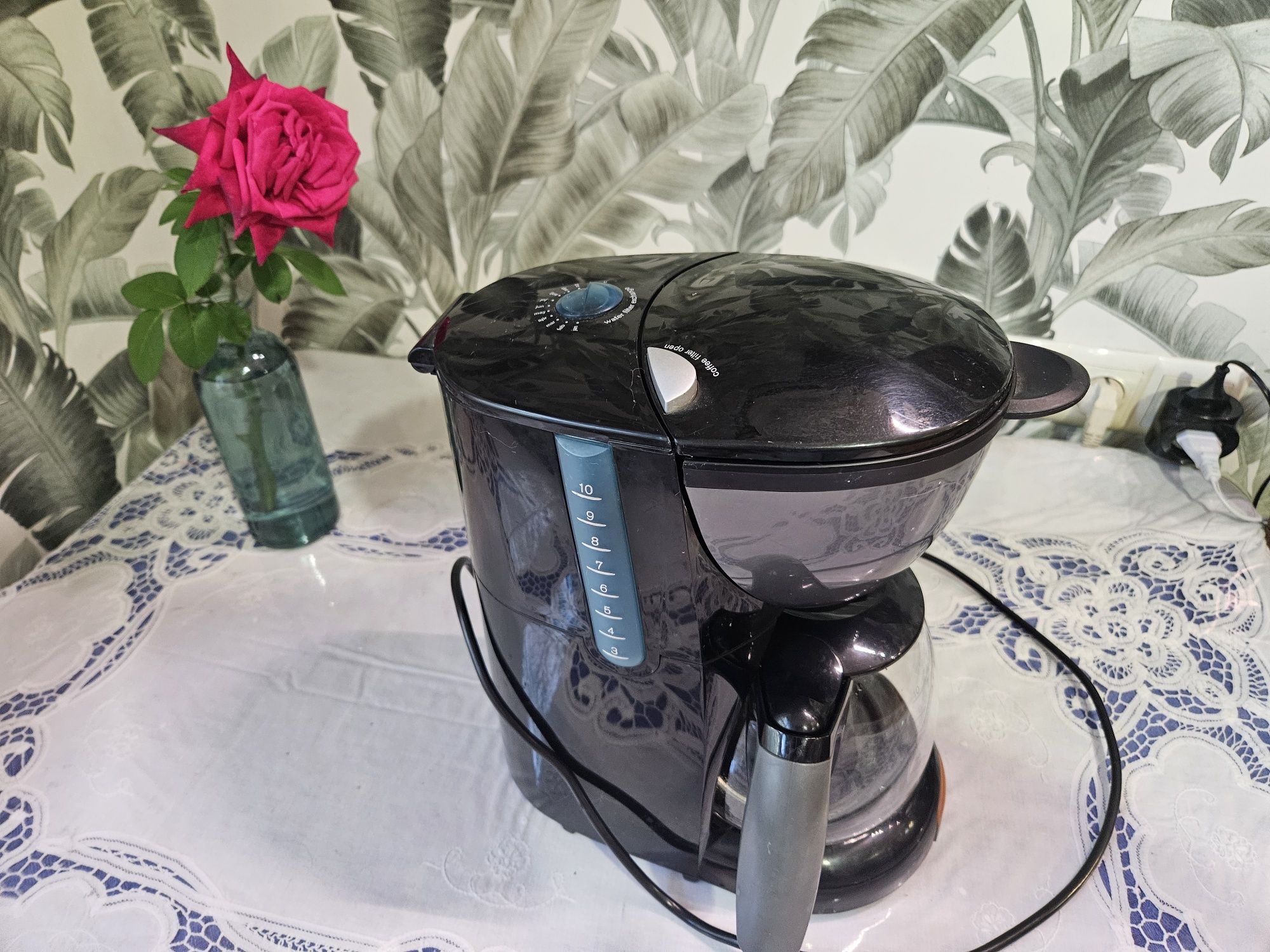 Продается кофеварка Braun