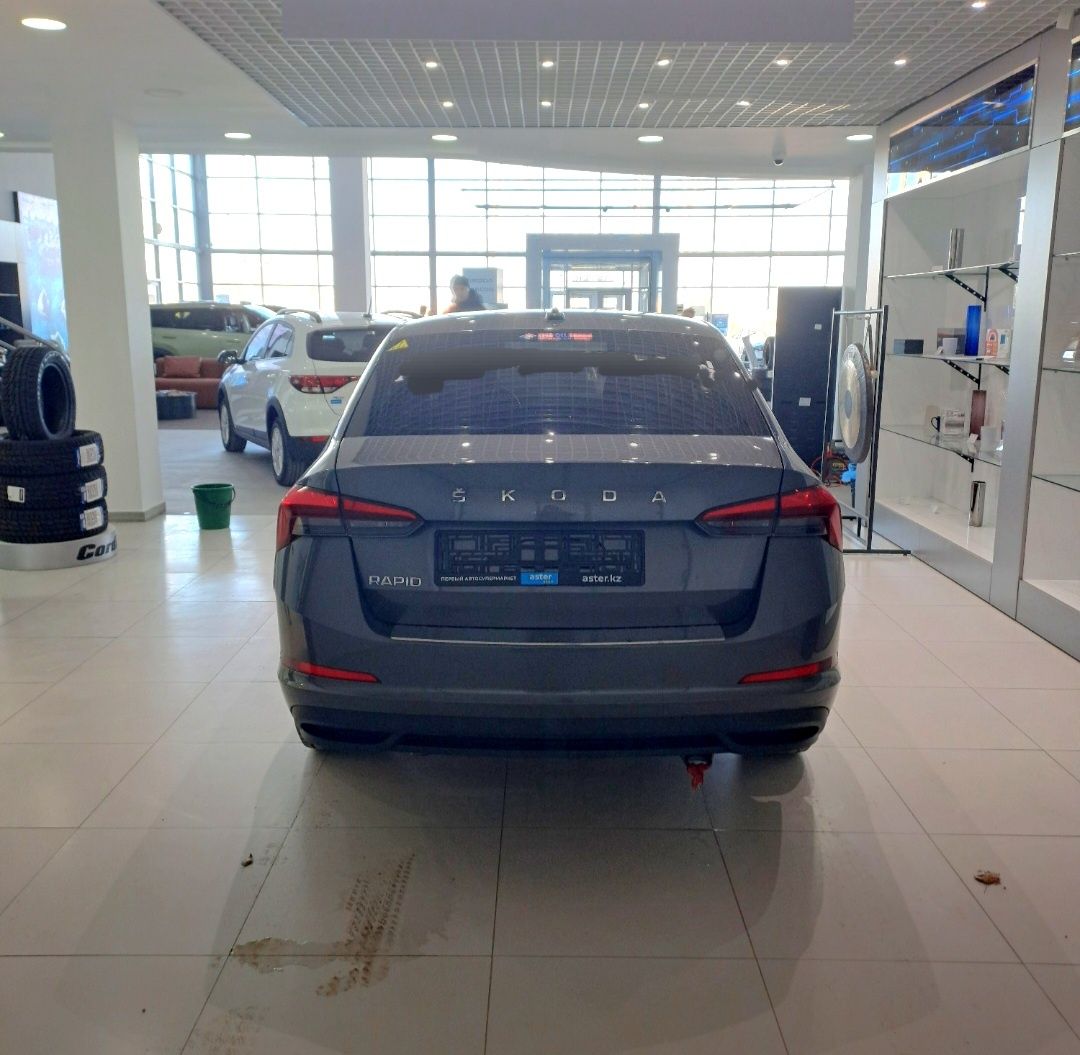 Skoda rapid 2020 года
