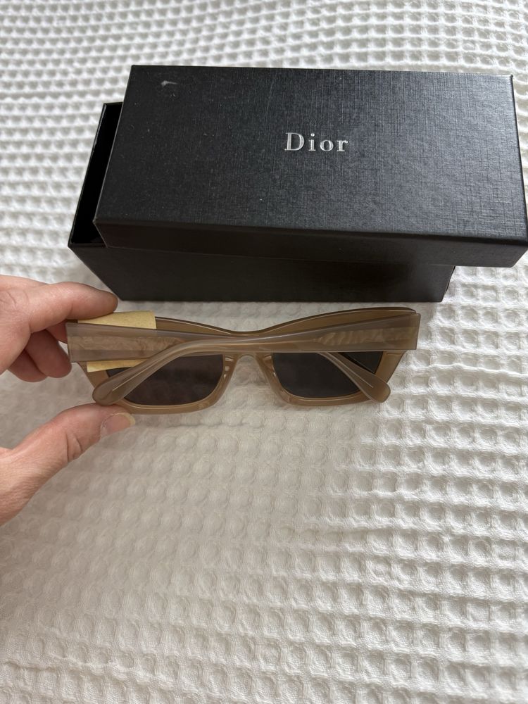Продам оригинал Ray ban, Dior