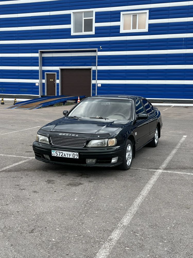 Продается Nissan Maxima 1997г автомат