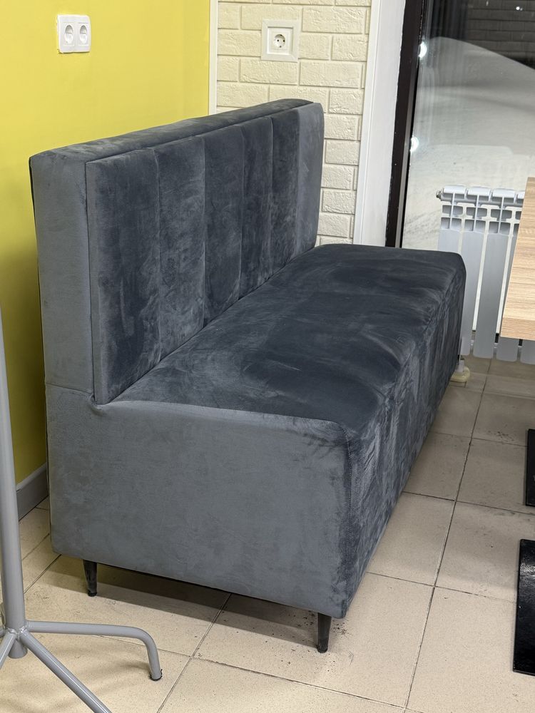 Продам диван новый
