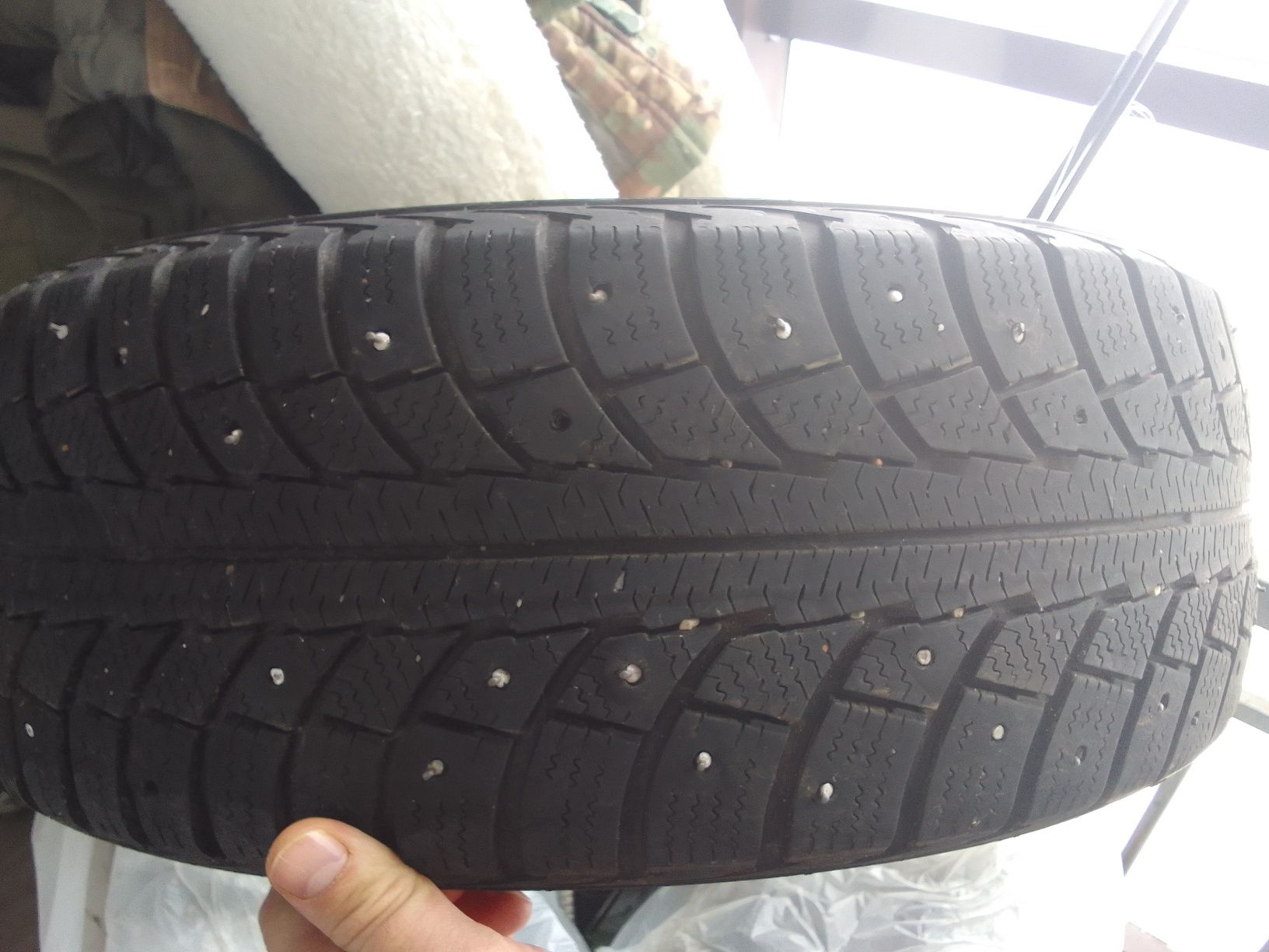 Зимний Покрышка R15 185/60