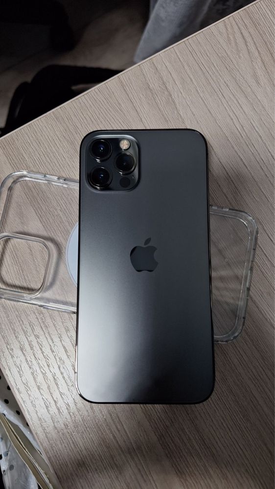 iPhone 12 Pro 256гб