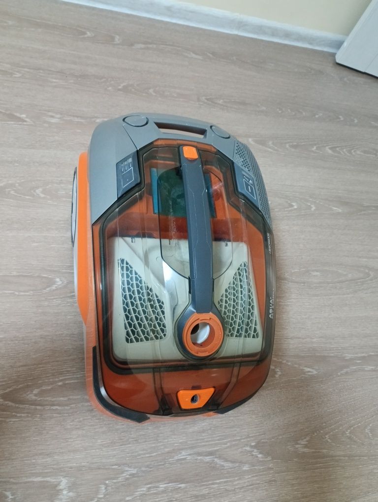 Продаю пылесос Thomas xt aqua box